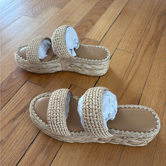 Brand new Dolce Vita platform sandals - perfect for Spring/Summer - Picture 4 of 8